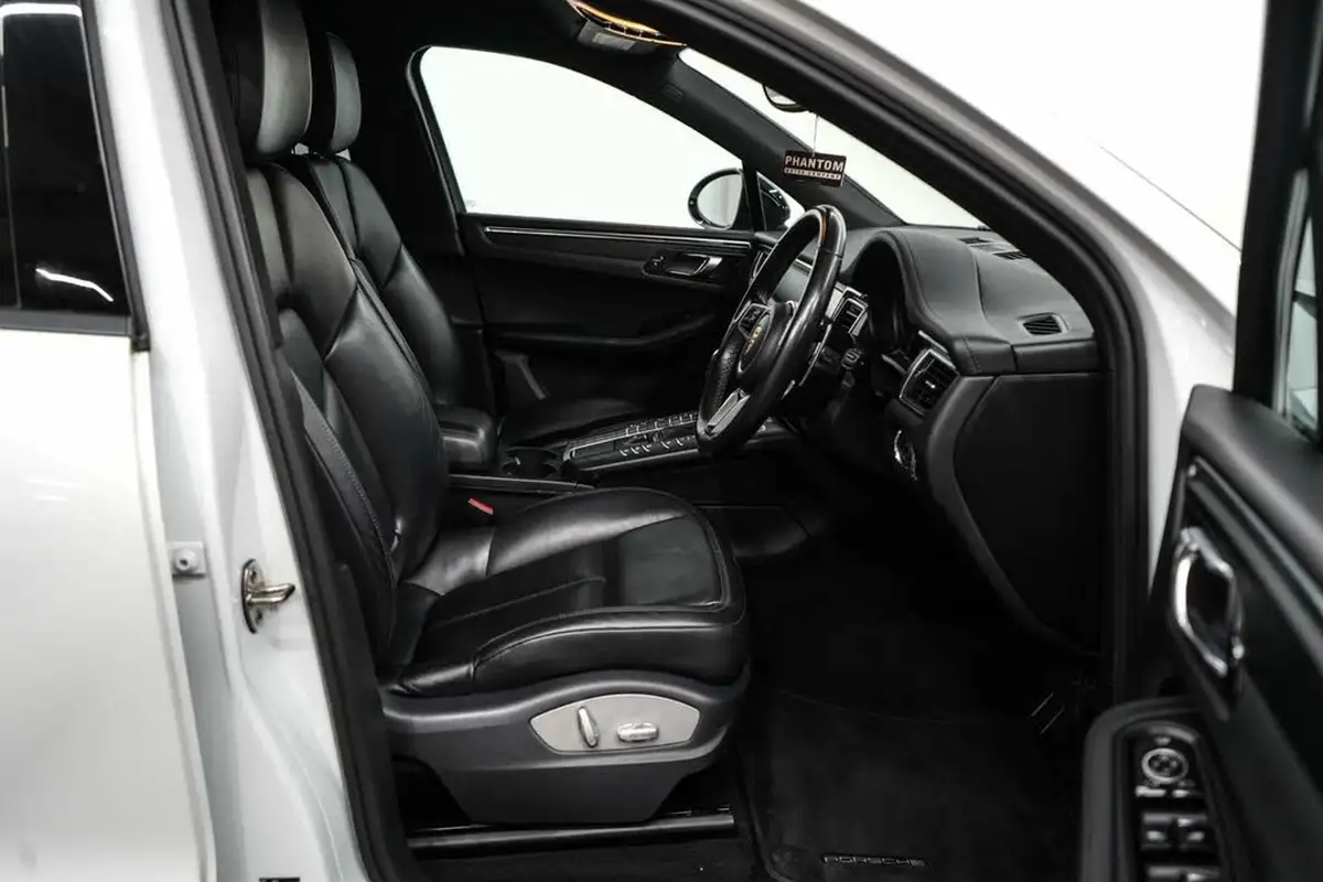 2015-porsche-macan-20-big-24