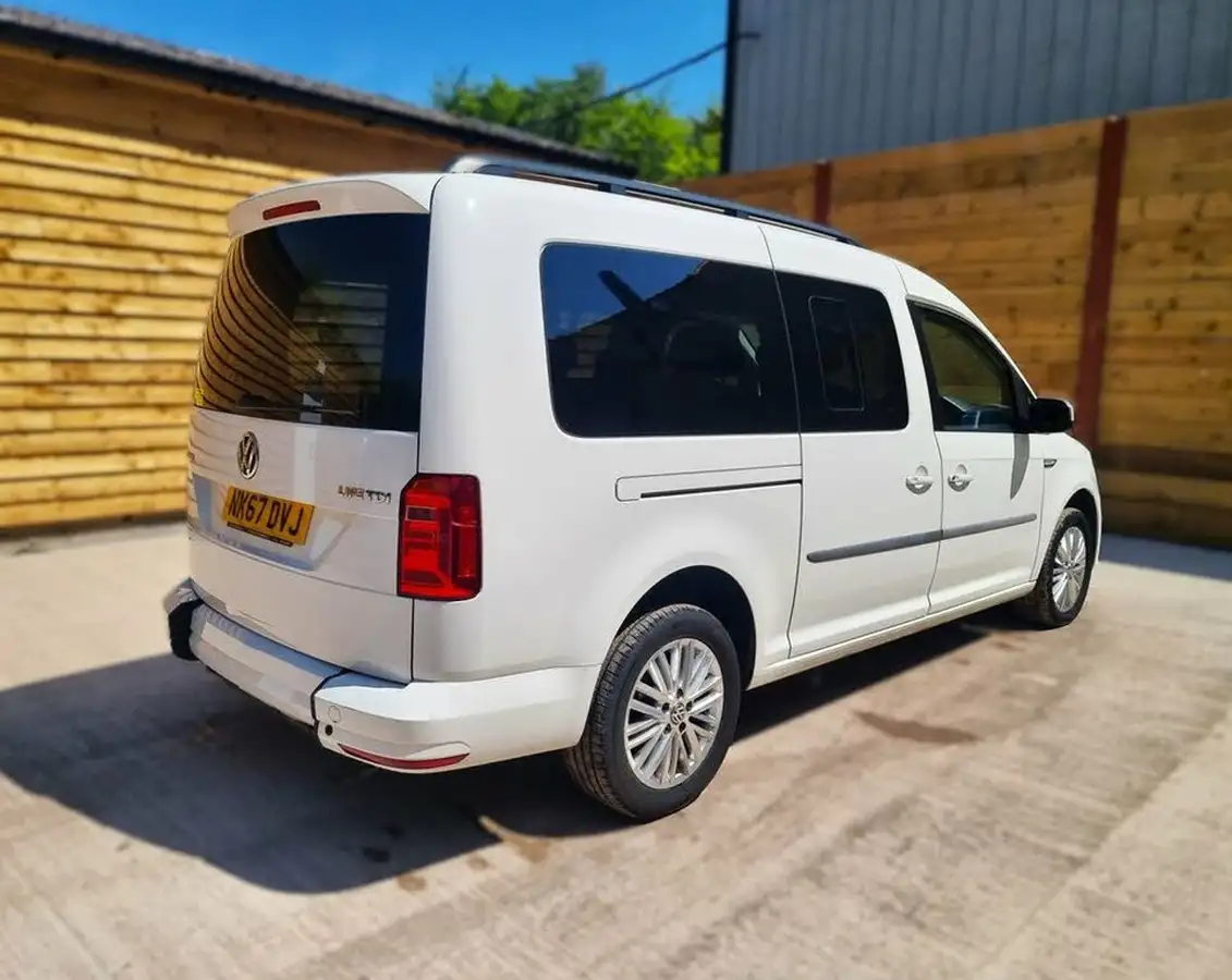2017-volkswagen-caddy-maxi-life-20tdi-c20-102ps-dsg-big-11