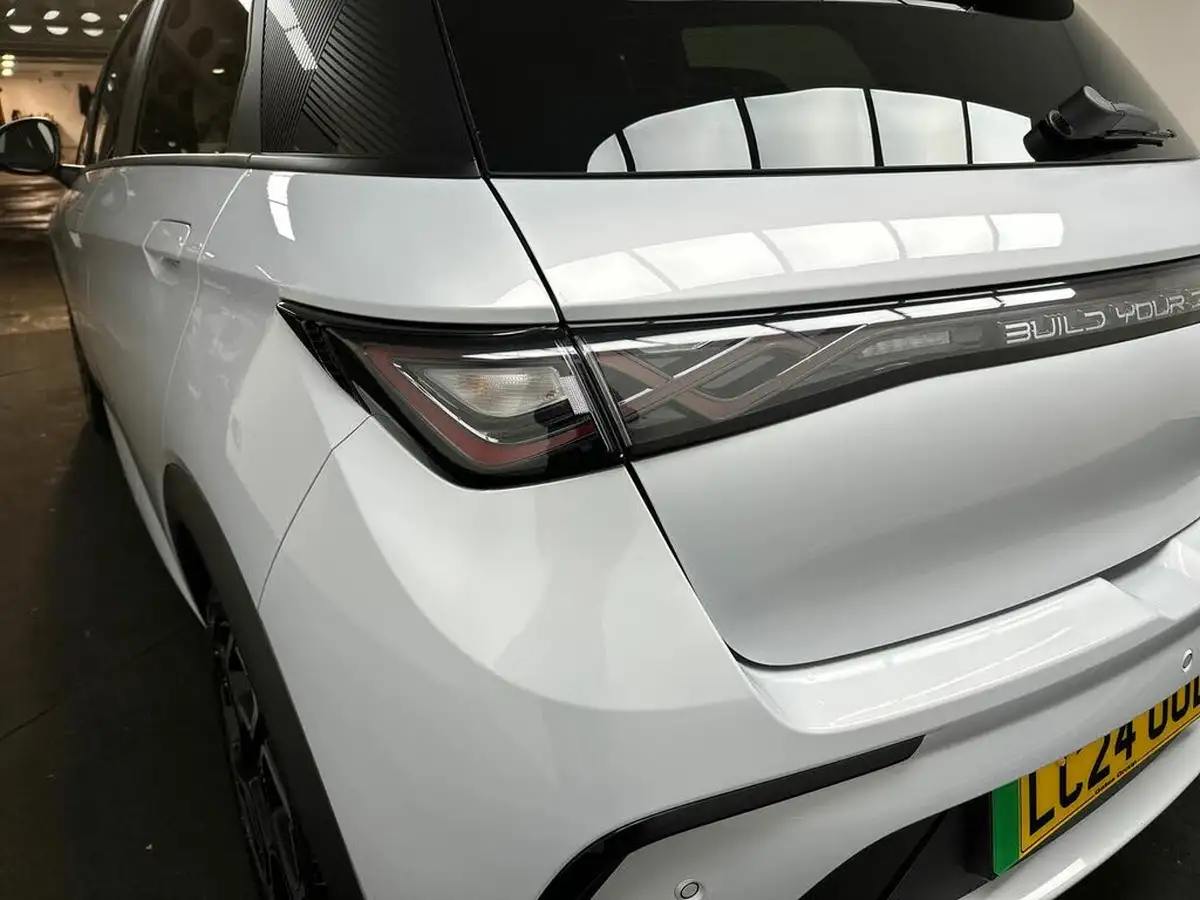 2024-byd-dolphin-e-design-big-32