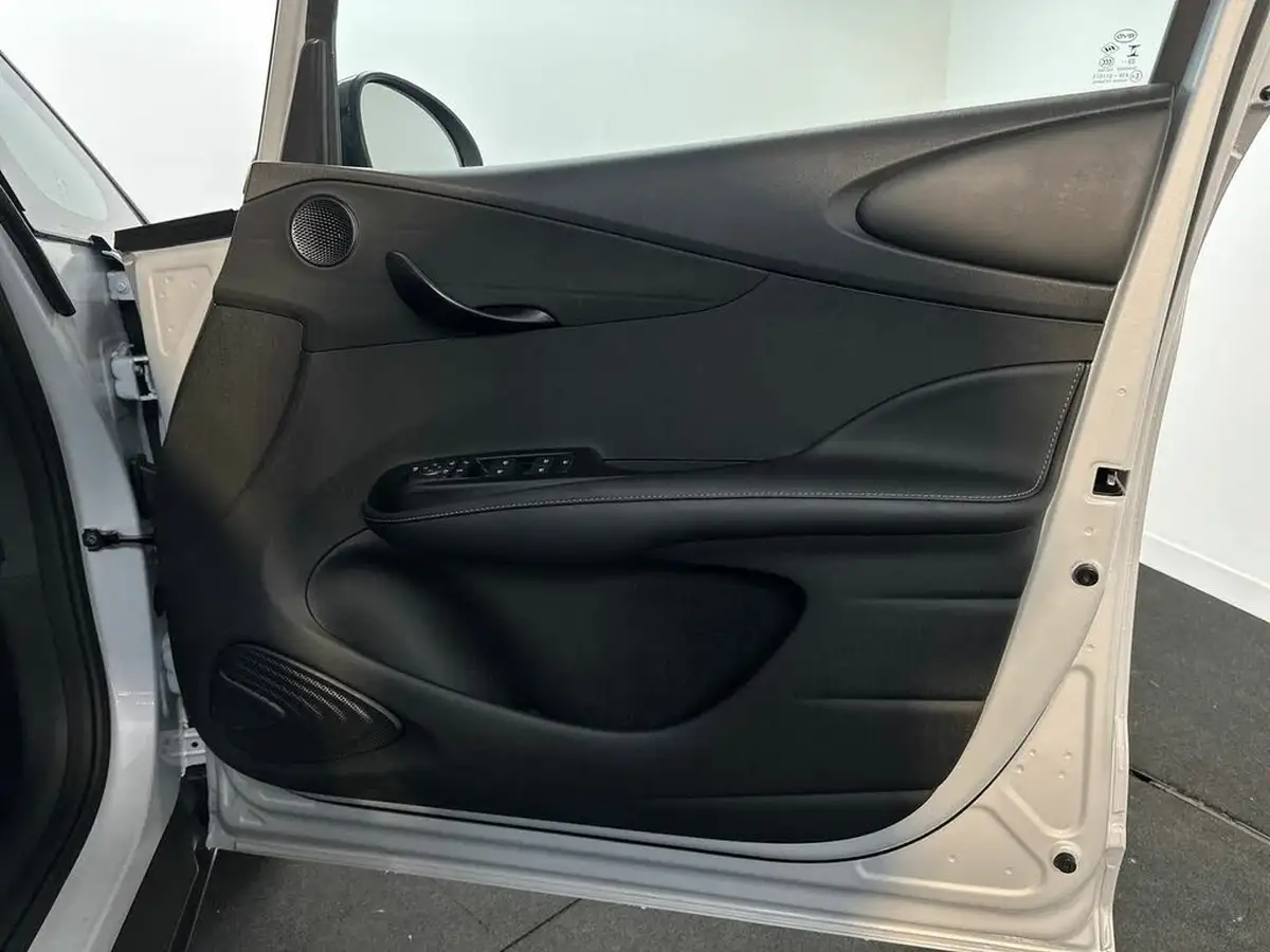 2024-byd-dolphin-e-comfort-big-34