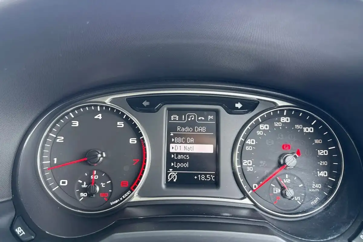 2018-audi-a1-14-tfsi-sport-nav-sportback-5d-big-43