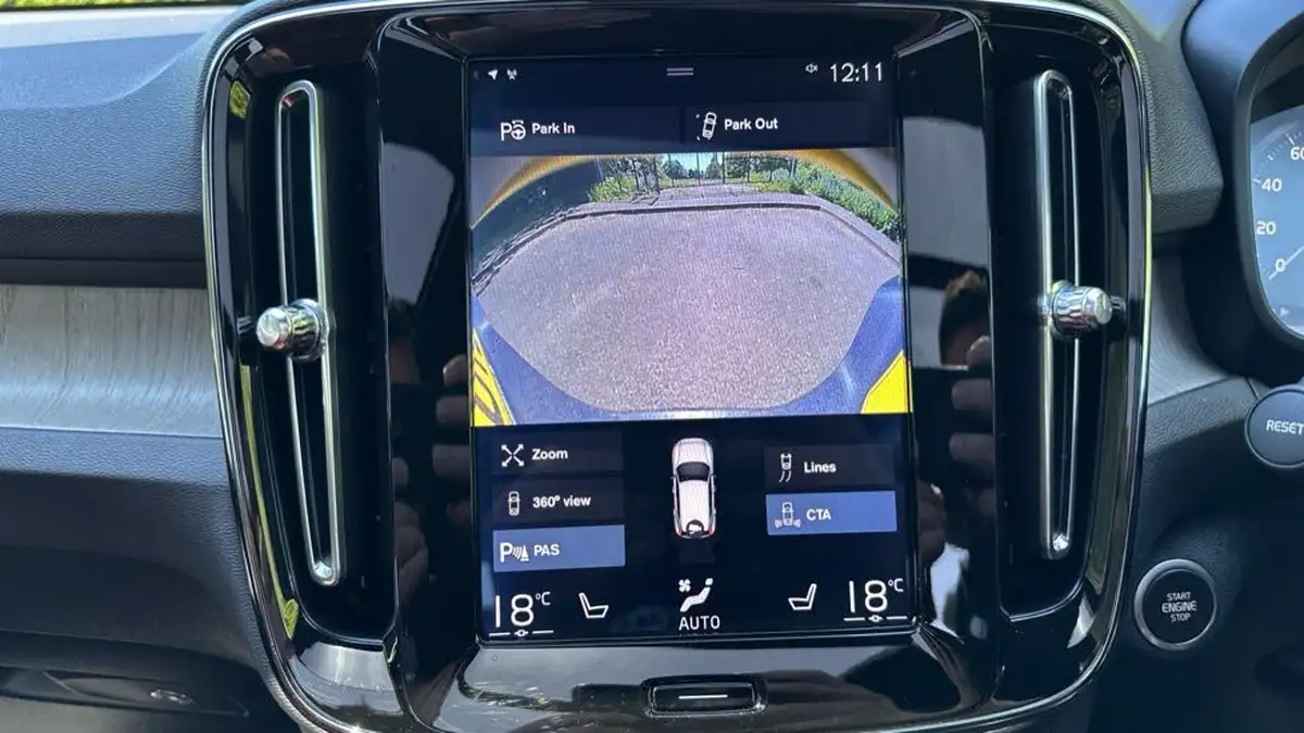 2020-volvo-xc40-20-b4-inscription-pro-big-18
