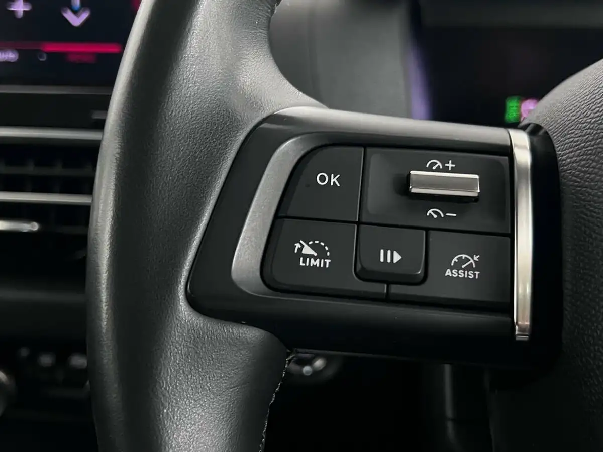 2021-citroen-c4-12-puretech-shine-130ps-big-23