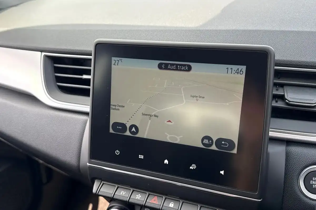 2023-renault-captur-16-techno-145ps-full-big-16