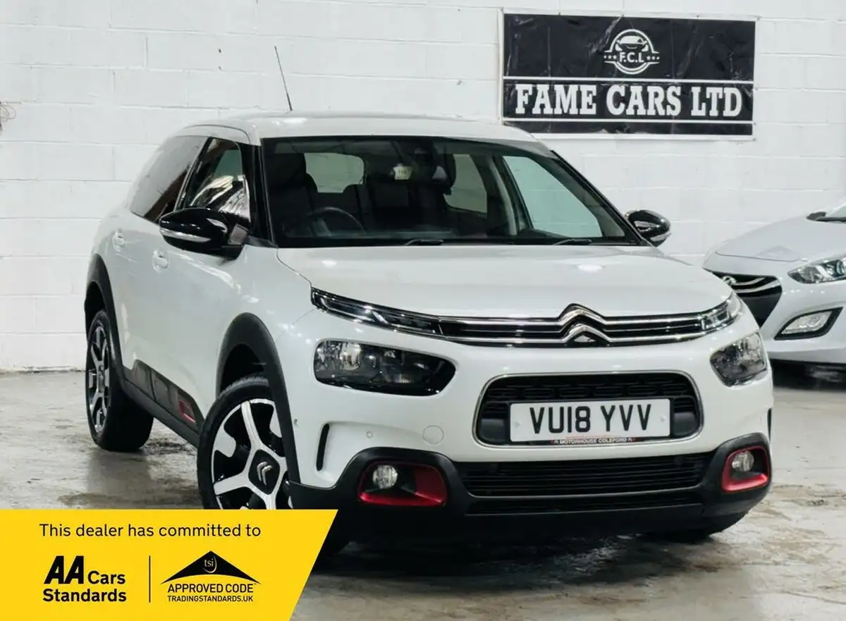 2018-citroen-c4-cactus-12-puretech-flair-110ps-eat6-big-0