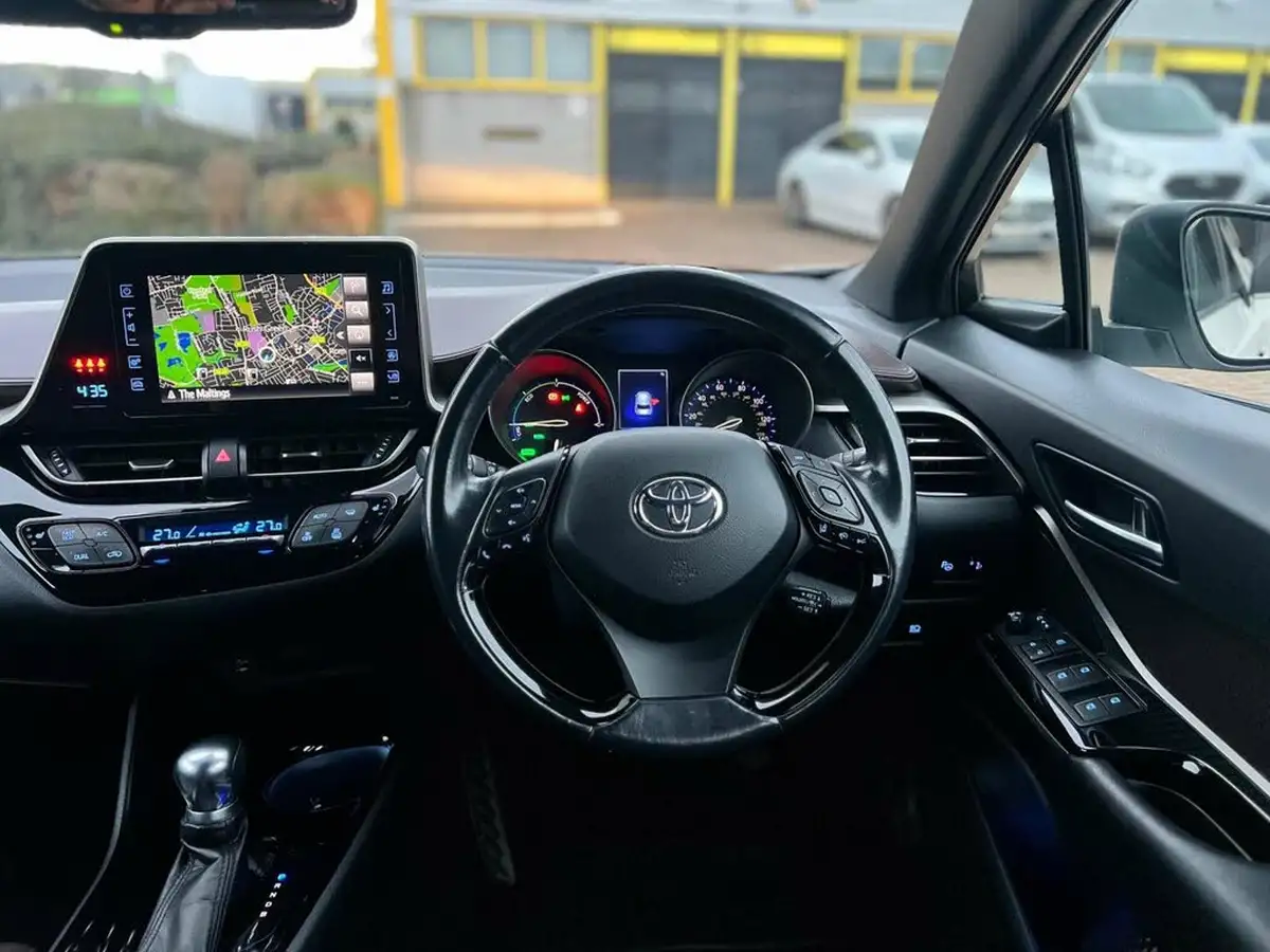 2017-toyota-c-hr-18-vvt-i-excel-big-44