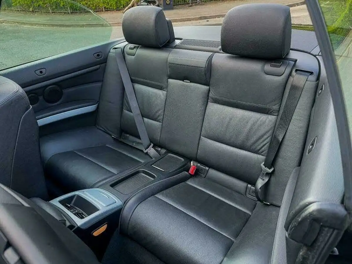 2009-bmw-3-series-30-330i-m-sport-convertible-2d-auto-big-24