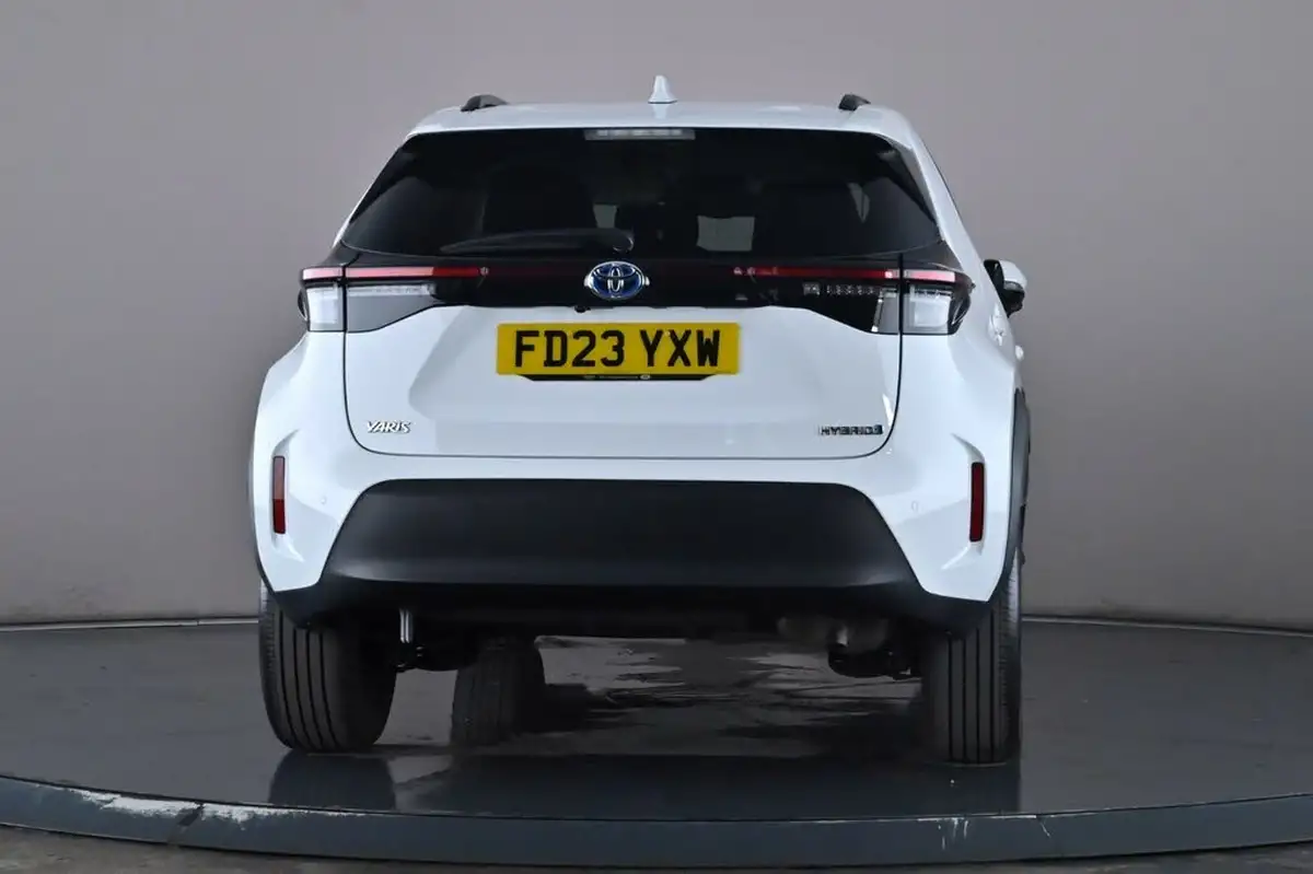 2023-toyota-yaris-cross-15-vvt-i-excel-awd-i-big-4
