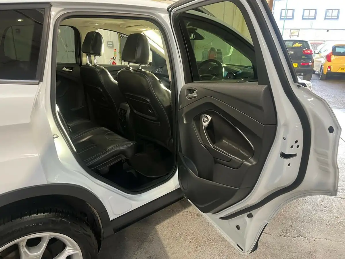 2016-ford-kuga-20tdci-titanium-x-150ps-big-17