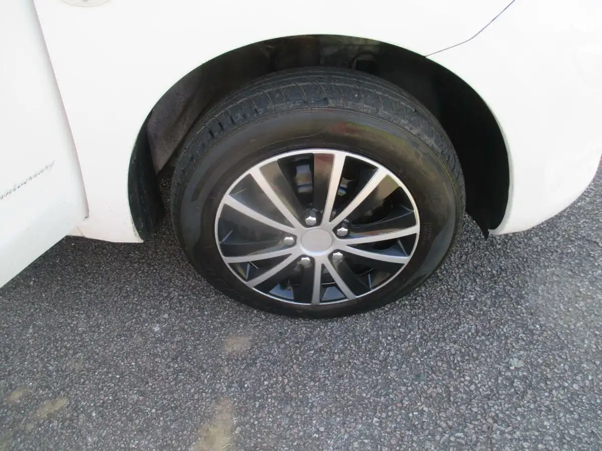 2013-nissan-micra-12-30th-anniversary-big-12