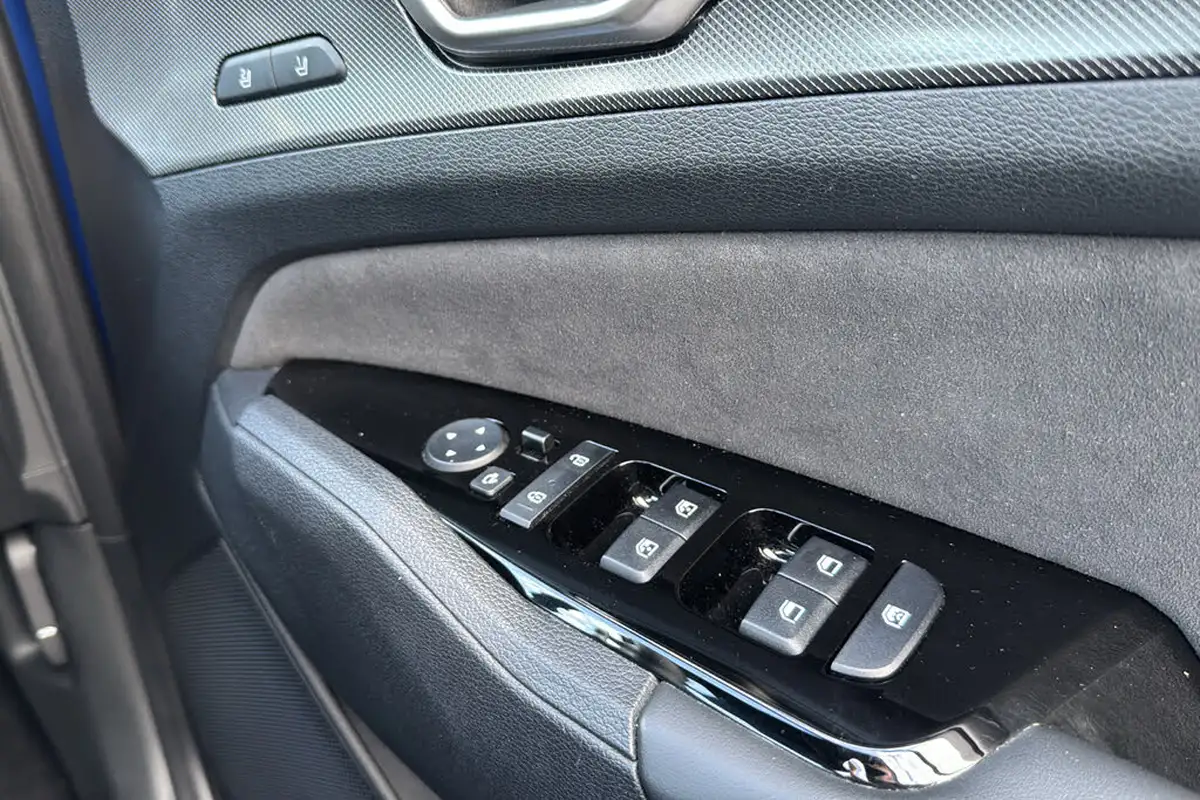 2022-kia-sportage-16-t-gdi-gt-line-s-226bhp-awd-hev-1598cc-auto-big-33