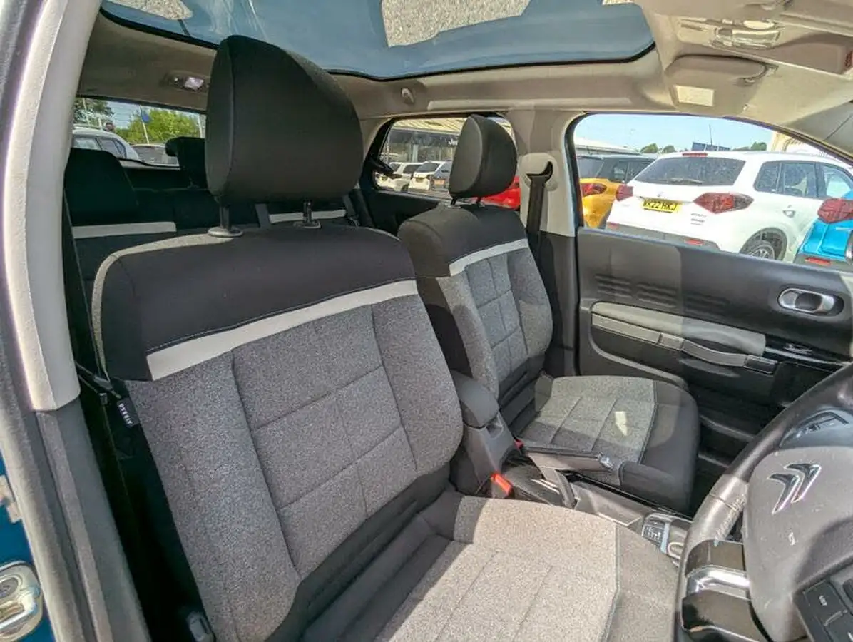 2019-citroen-c4-cactus-12-puretech-flair-110ps-eat6-big-5