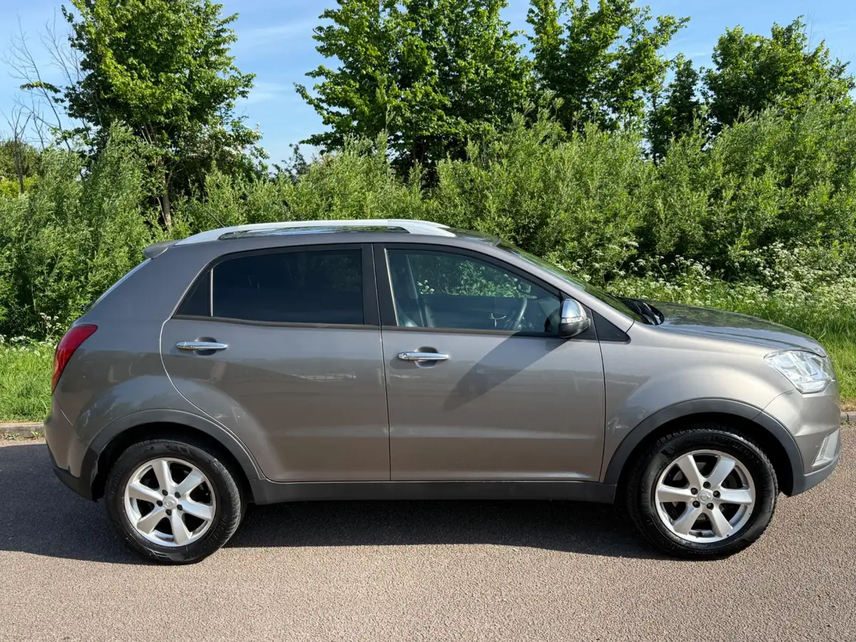 2012-kgm-ssangyong-korando-20td-ex-auto-big-6