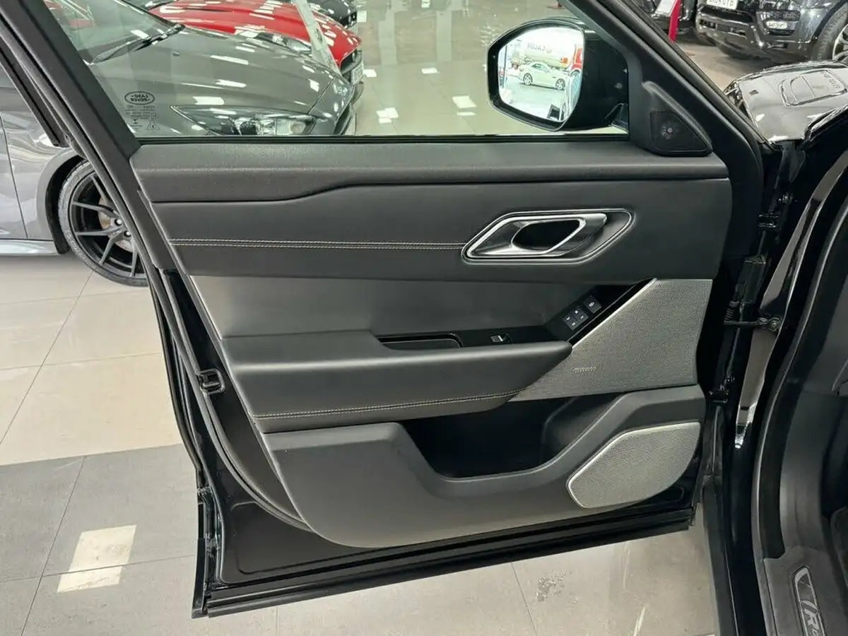 2018-land-rover-range-rover-velar-20-d240-r-dynamic-hse-ss-big-41