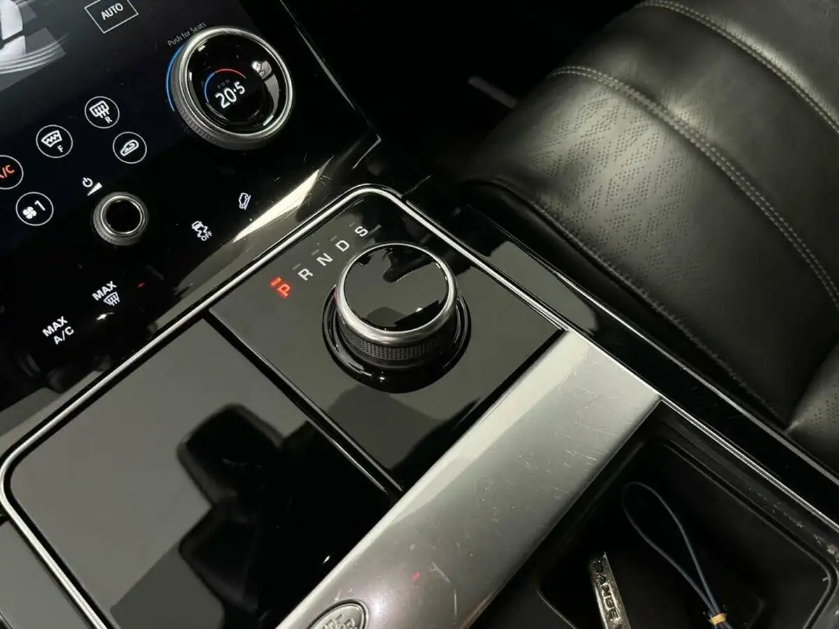 2018-land-rover-range-rover-velar-20-d240-r-dynamic-hse-ss-big-65