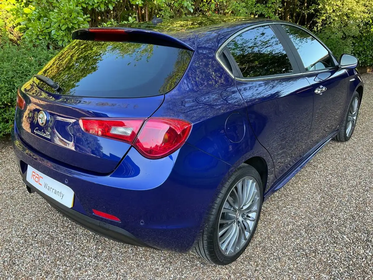 2016-alfa-romeo-giulietta-14-tb-collezione-big-3