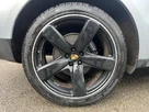 2016-porsche-macan-20-small-10