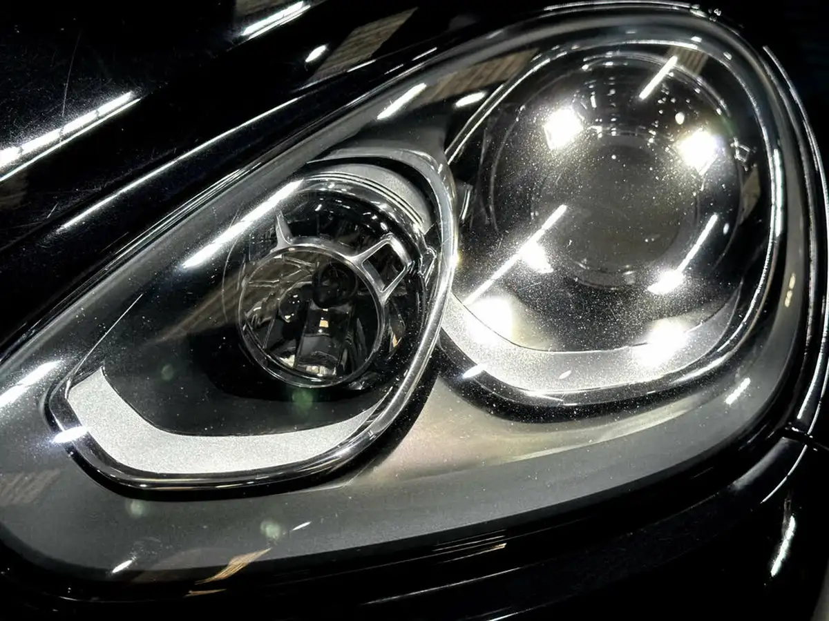 2016-porsche-cayenne-30td-platinum-edition-big-14