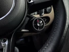 2019-porsche-macan-20-small-51