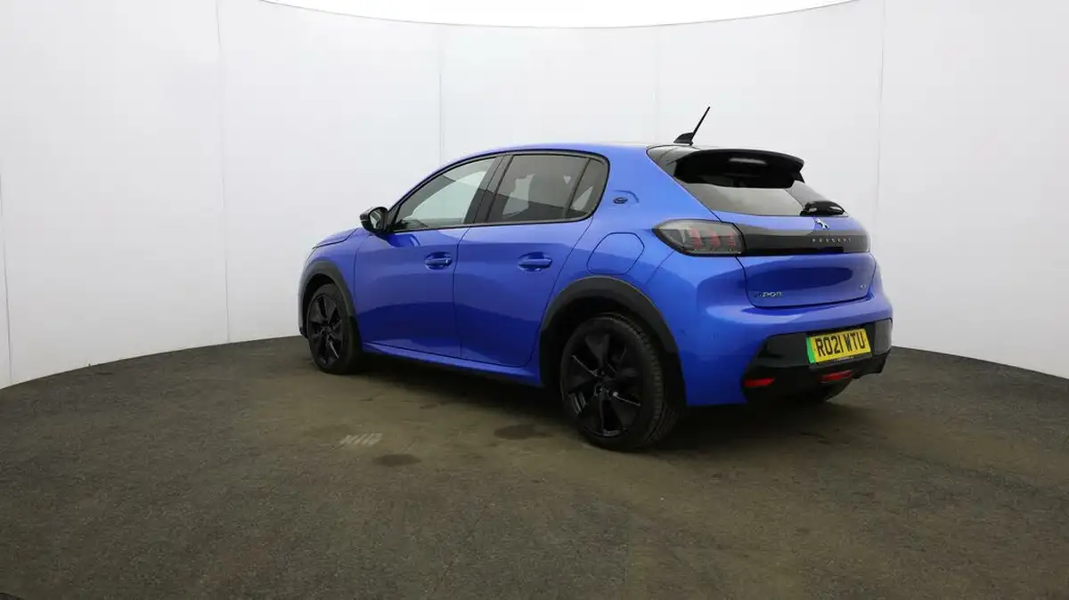 2021-peugeot-208-e-gt-premium-big-53