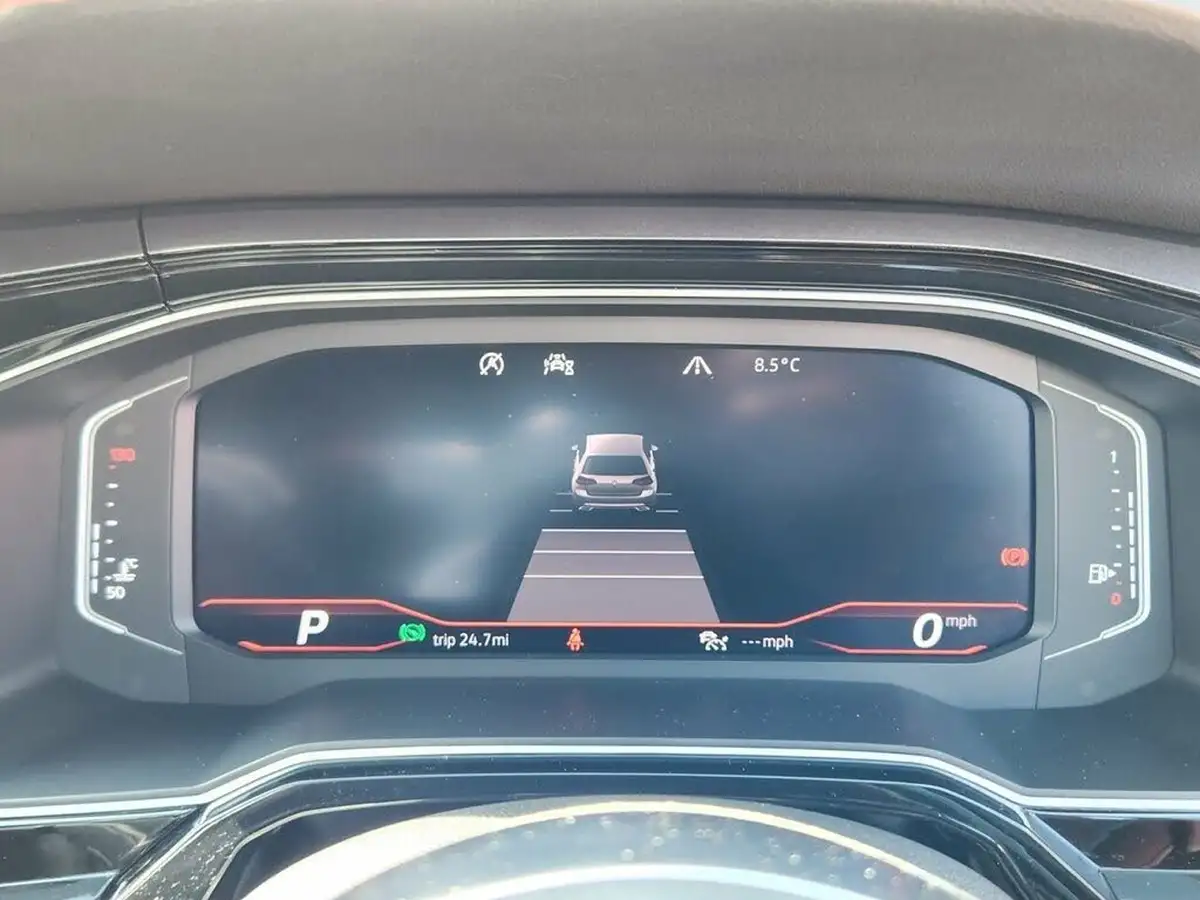 2019-volkswagen-polo-20-tsi-gti-big-2