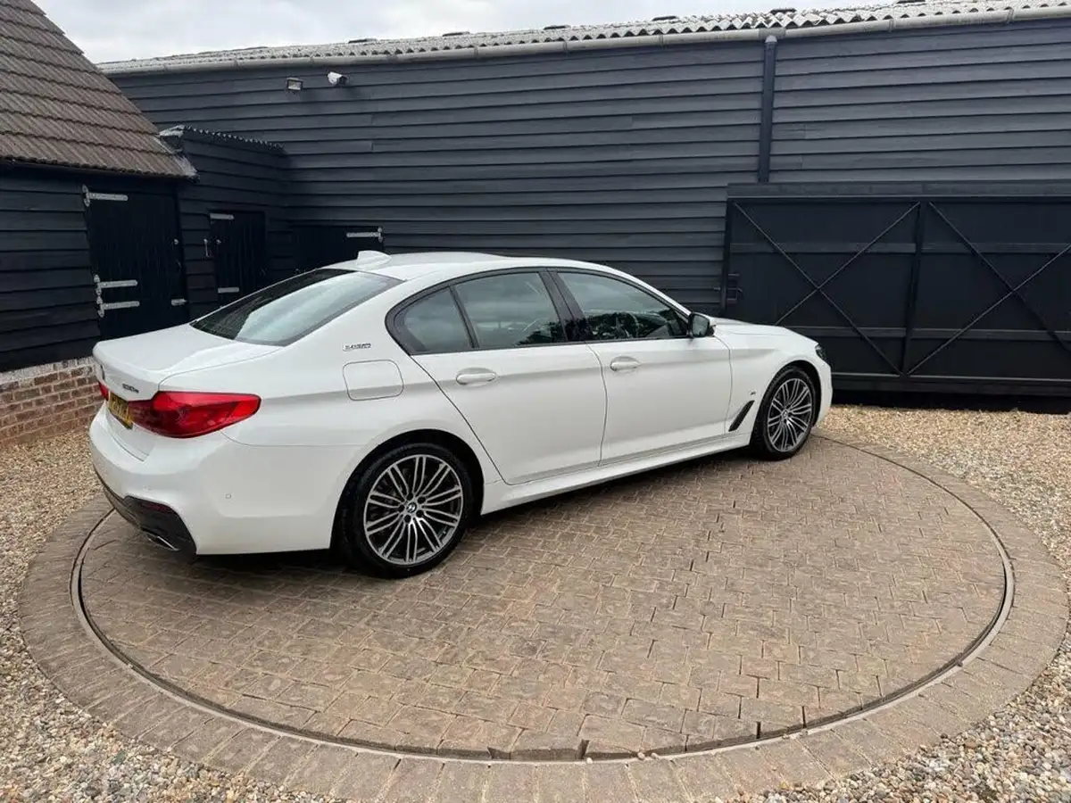 2019-bmw-5-series-20-530e-m-sport-auto-big-29