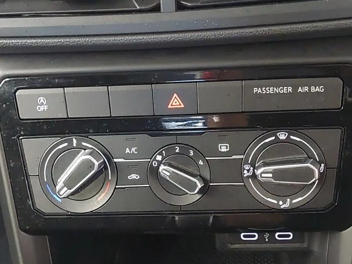 2022-volkswagen-t-cross-10-tsi-se-110ps-dsg-big-15
