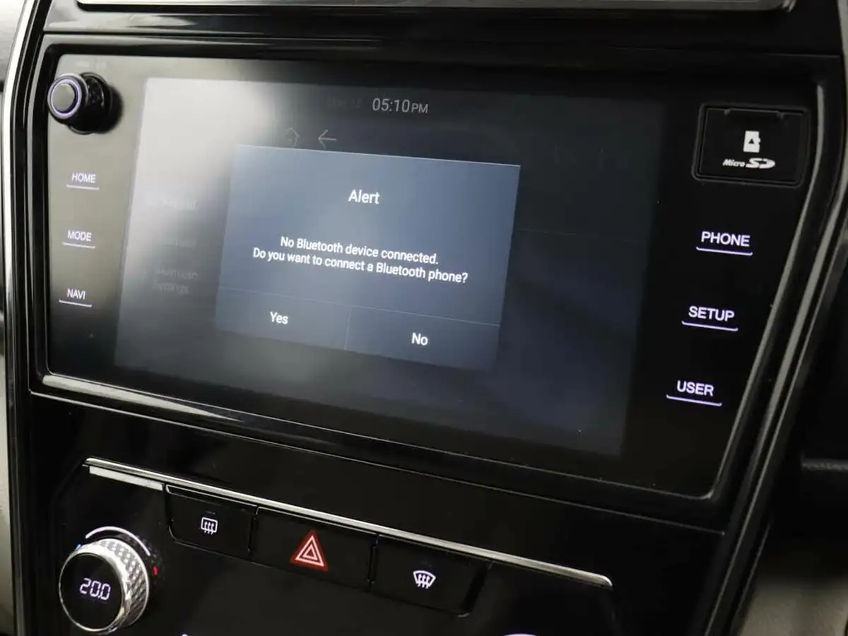 2022-kgm-ssangyong-tivoli-15-ultimate-auto-big-24