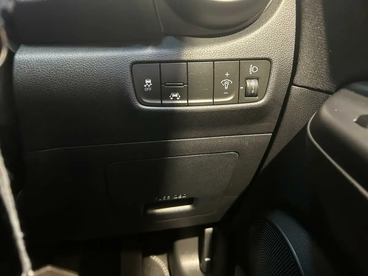 2020-hyundai-kona-10-t-gdi-play-big-21