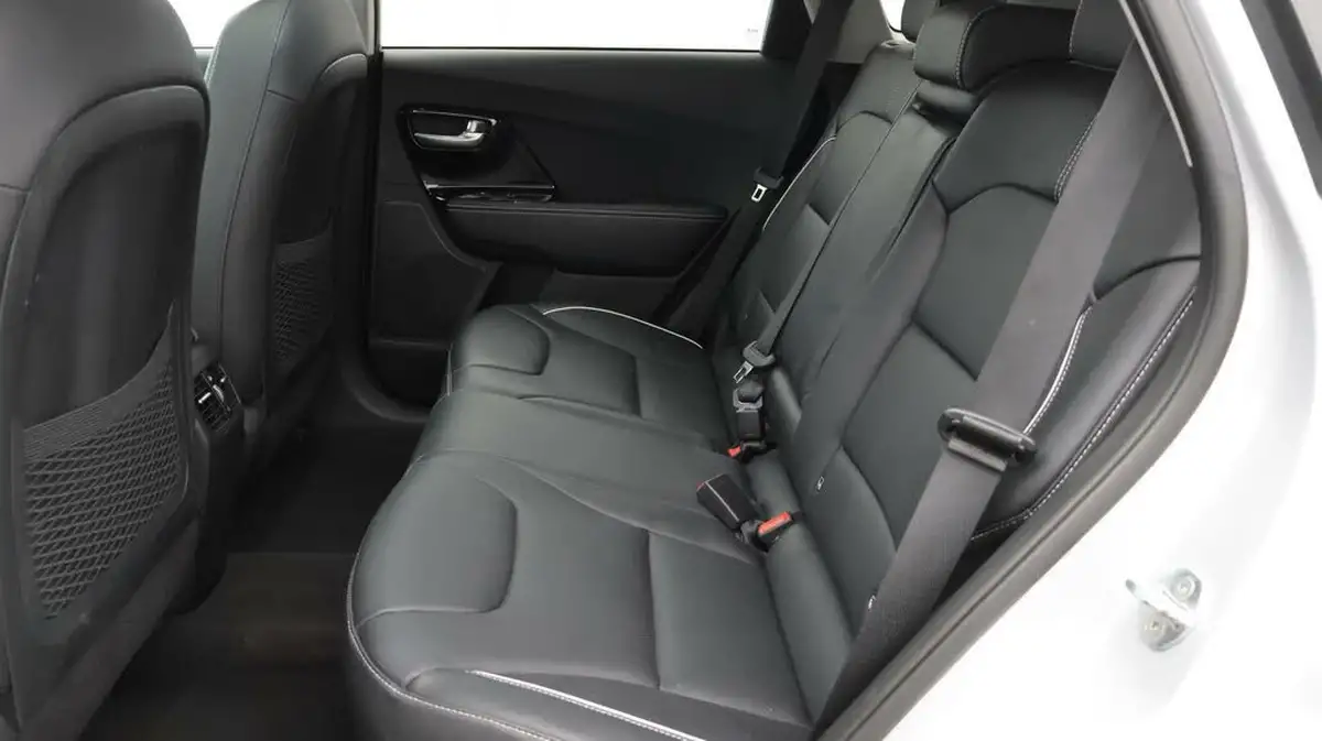 2021-kia-e-niro-ev-4-big-16