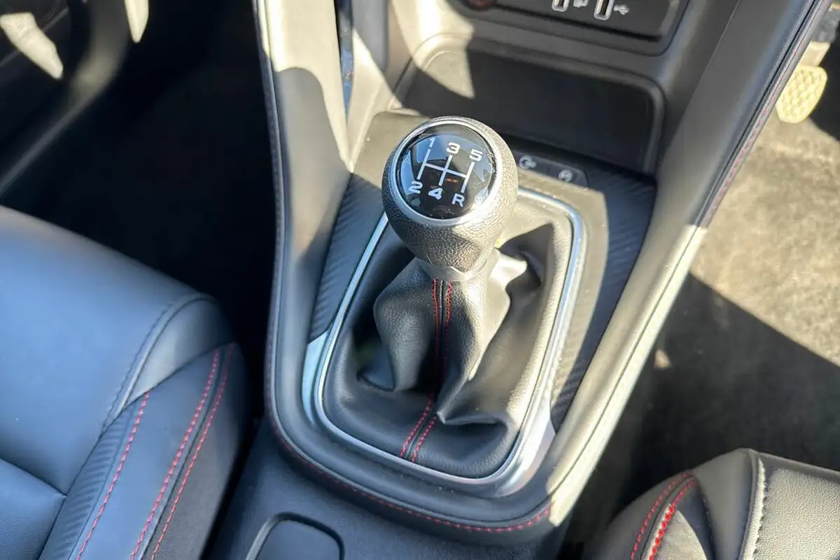 2023-mg-zs-suv-15-vti-tech-exclusive-big-24