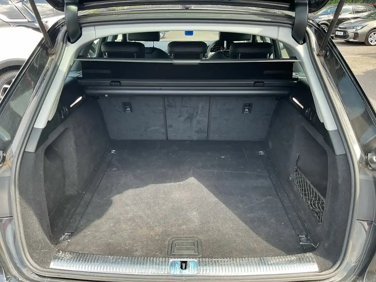 2018-audi-a4-avant-14-tfsi-sport-big-9