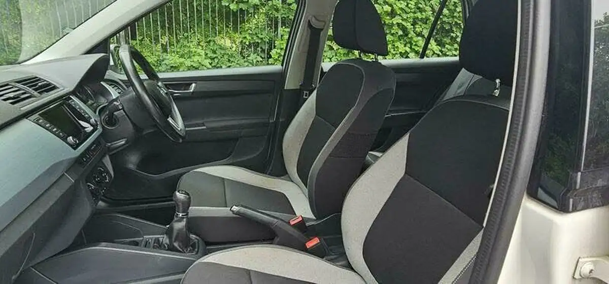 2015-skoda-fabia-12-tsi-se-109ps-estate-big-29