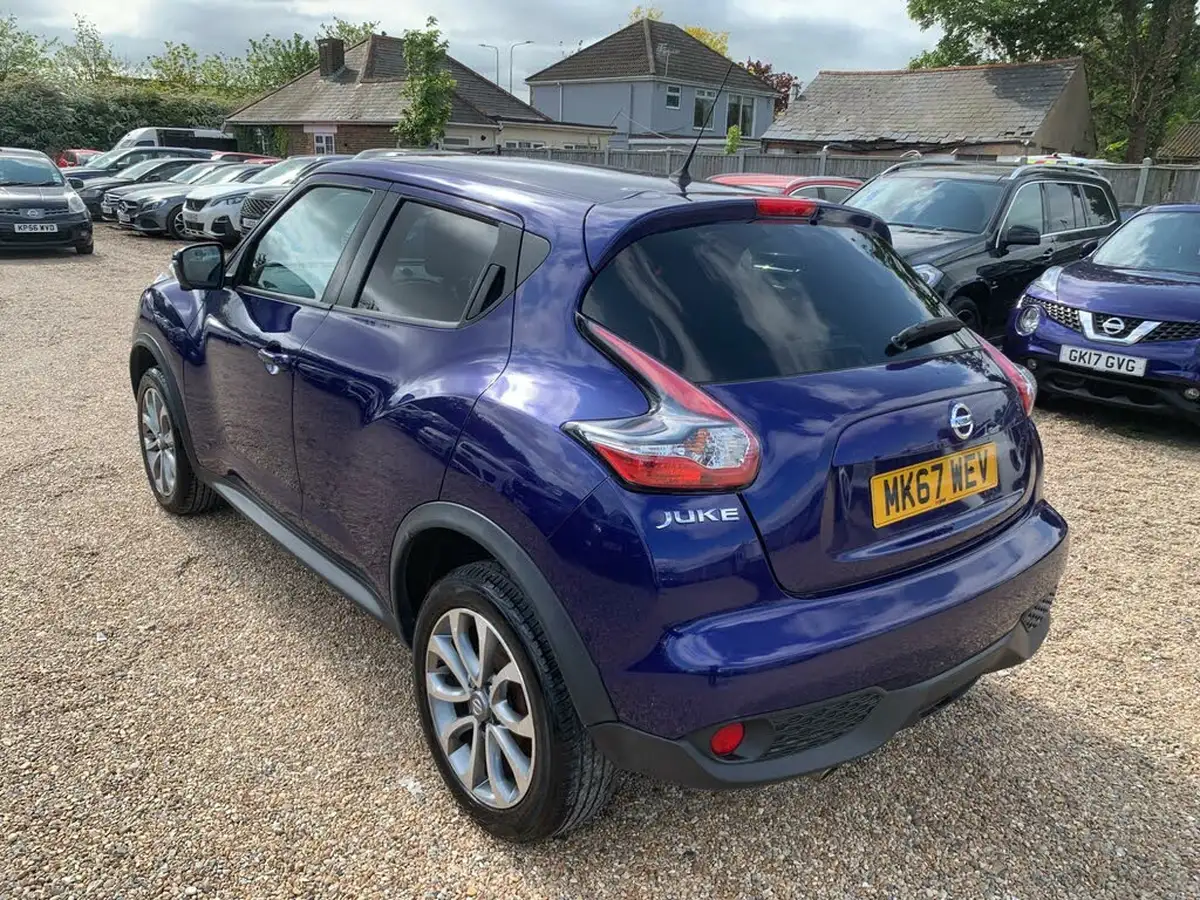 2017-nissan-juke-16-tekna-117ps-1598cc-xtronic-cvt-big-4