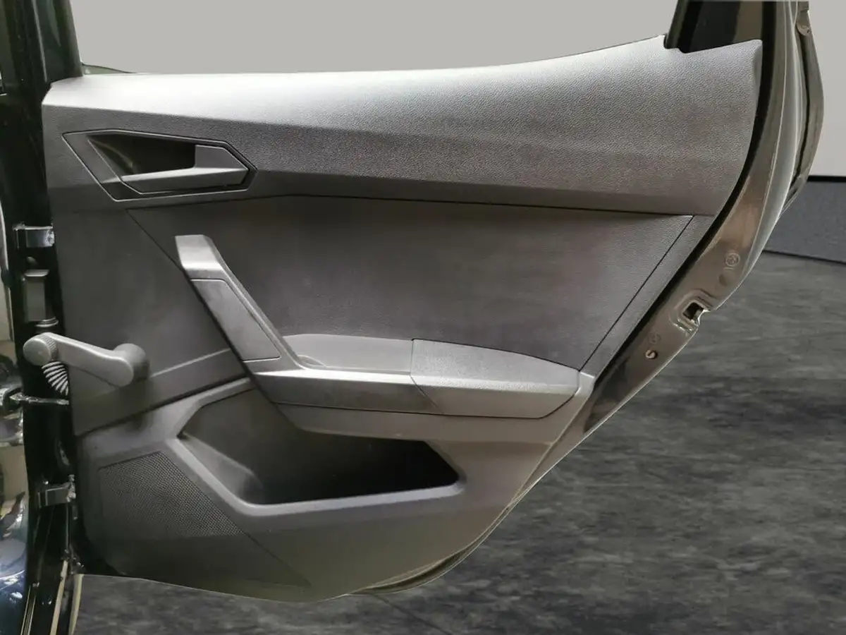 2022-seat-ibiza-10-tsi-se-technology-big-33