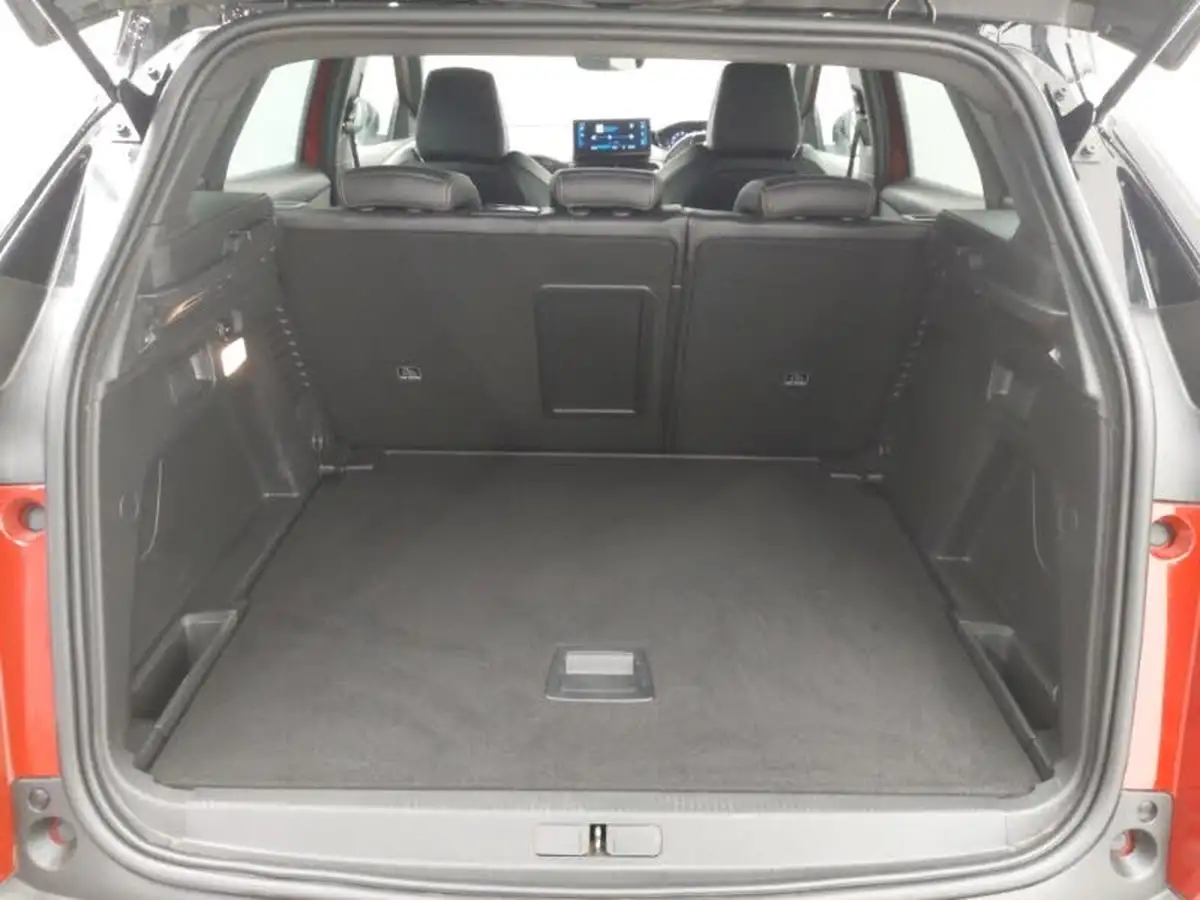 2021-peugeot-3008-suv-12-puretech-gt-eat8-big-7