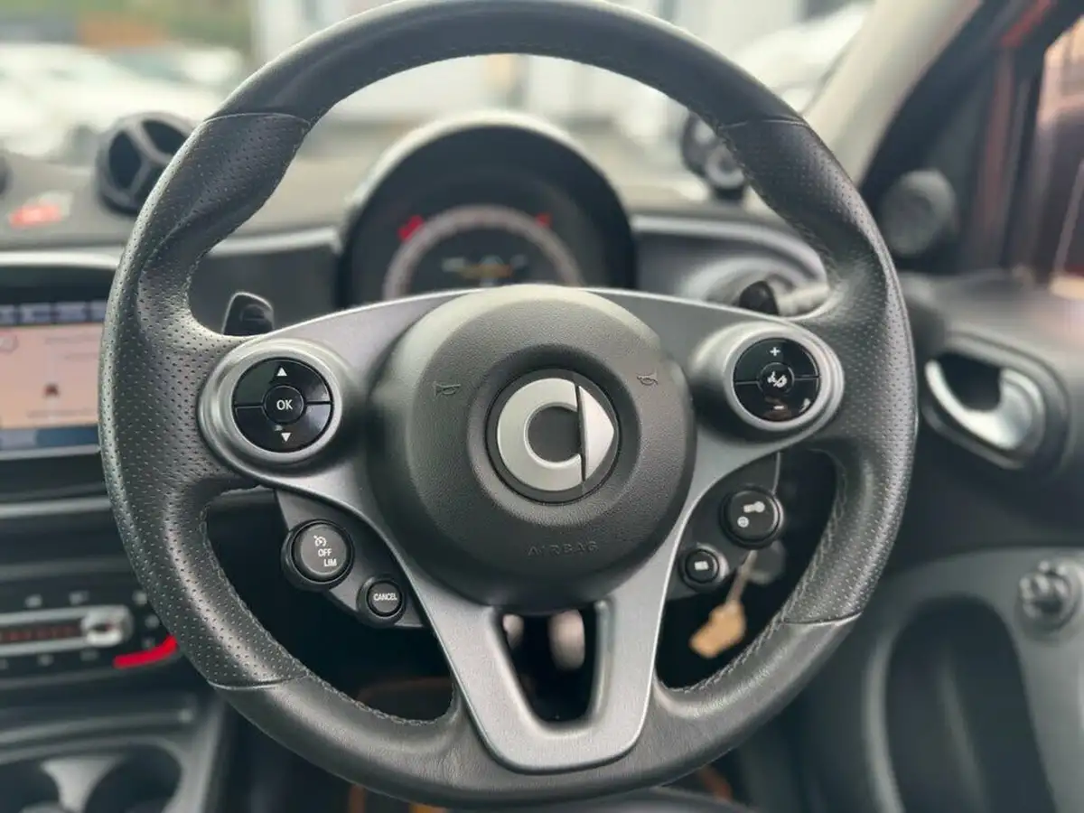 2017-smart-forfour-09-prime-sport-89bhp-premium-plusss-twinamic-big-10