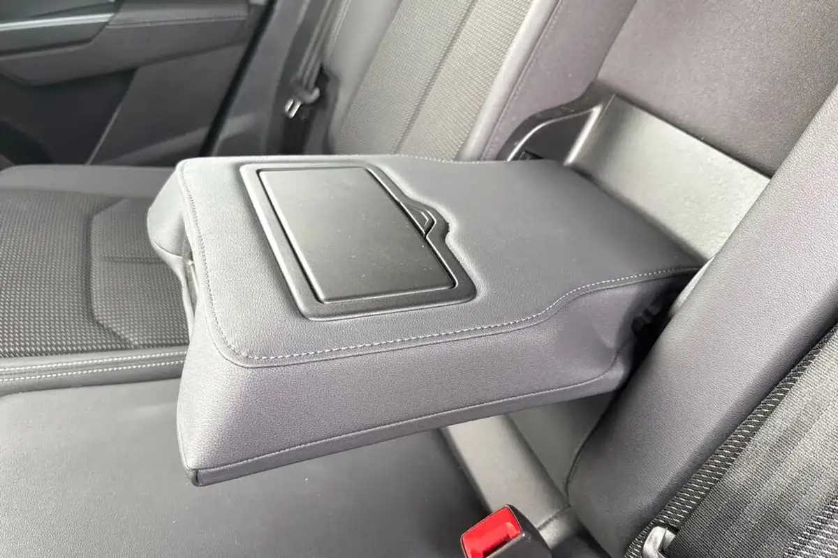 2021-audi-q3-20-35-tdi-s-line-comfort-sound-pack-station-wagon-big-34