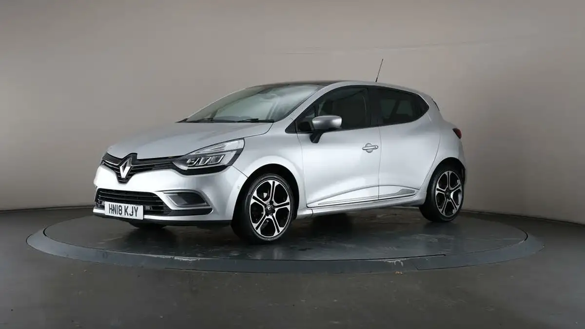 2018-renault-clio-15dci-signature-nav-90bhp-big-42