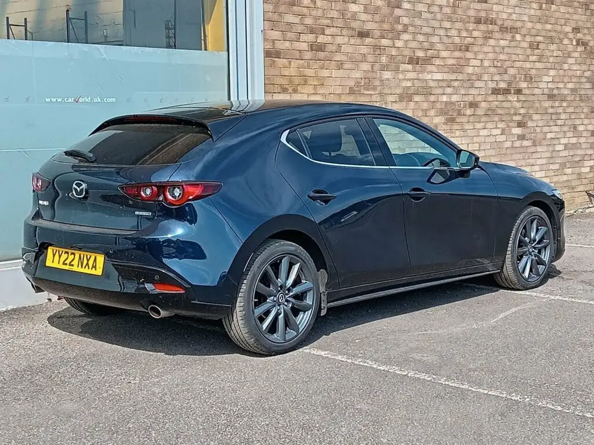 2022-mazda-mazda3-20-sport-lux-122ps-hatchback-5d-auto-big-2