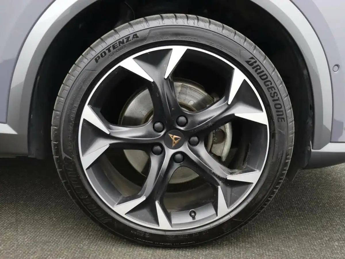 2021-cupra-formentor-14-e-hybrid-v2-big-12