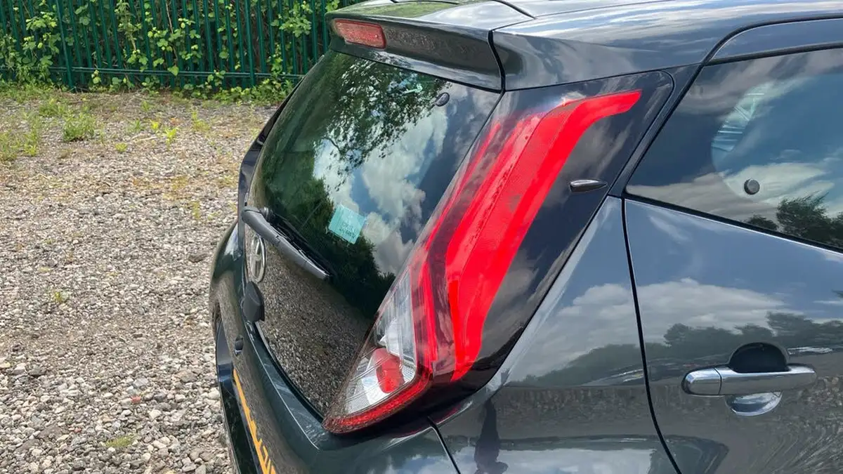 2019-toyota-aygo-10-vvt-i-x-play-tss-x-shift-big-31