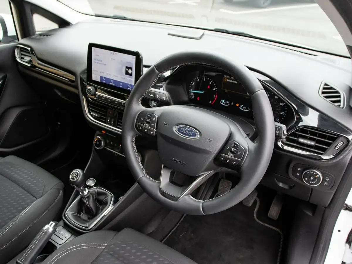 2019-ford-fiesta-10t-titanium-125ps-5d-big-3