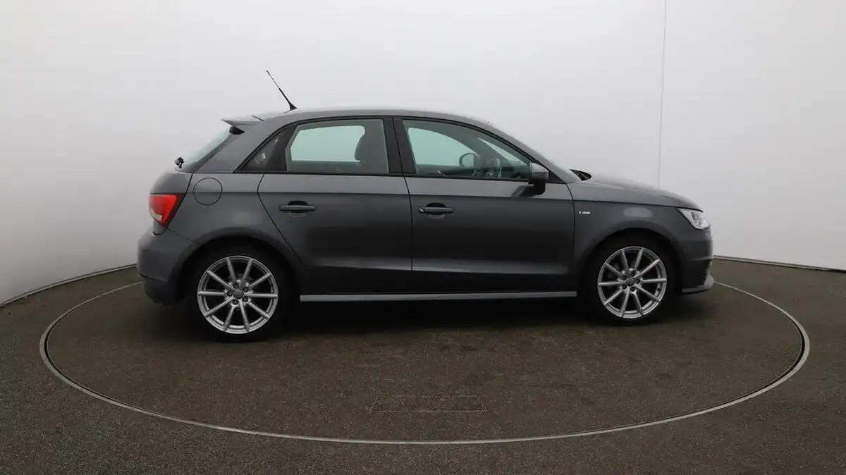 2017-audi-a1-16tdi-s-line-sportback-5d-big-46