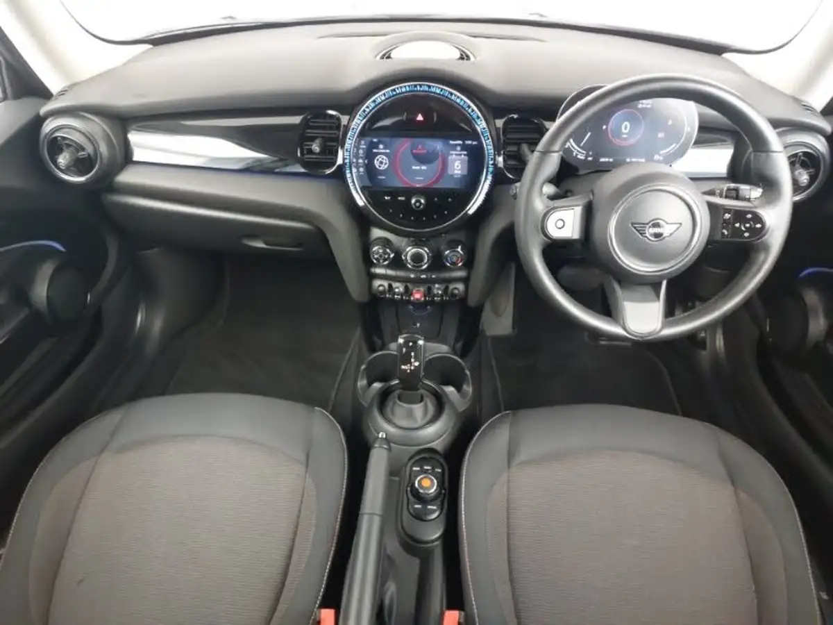 2021-mini-cooper-15-cooper-classic-hatchback-3d-auto-big-3