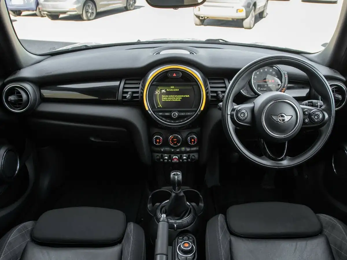 2017-mini-cooper-20-cooper-s-ss-hatchback-5d-big-2