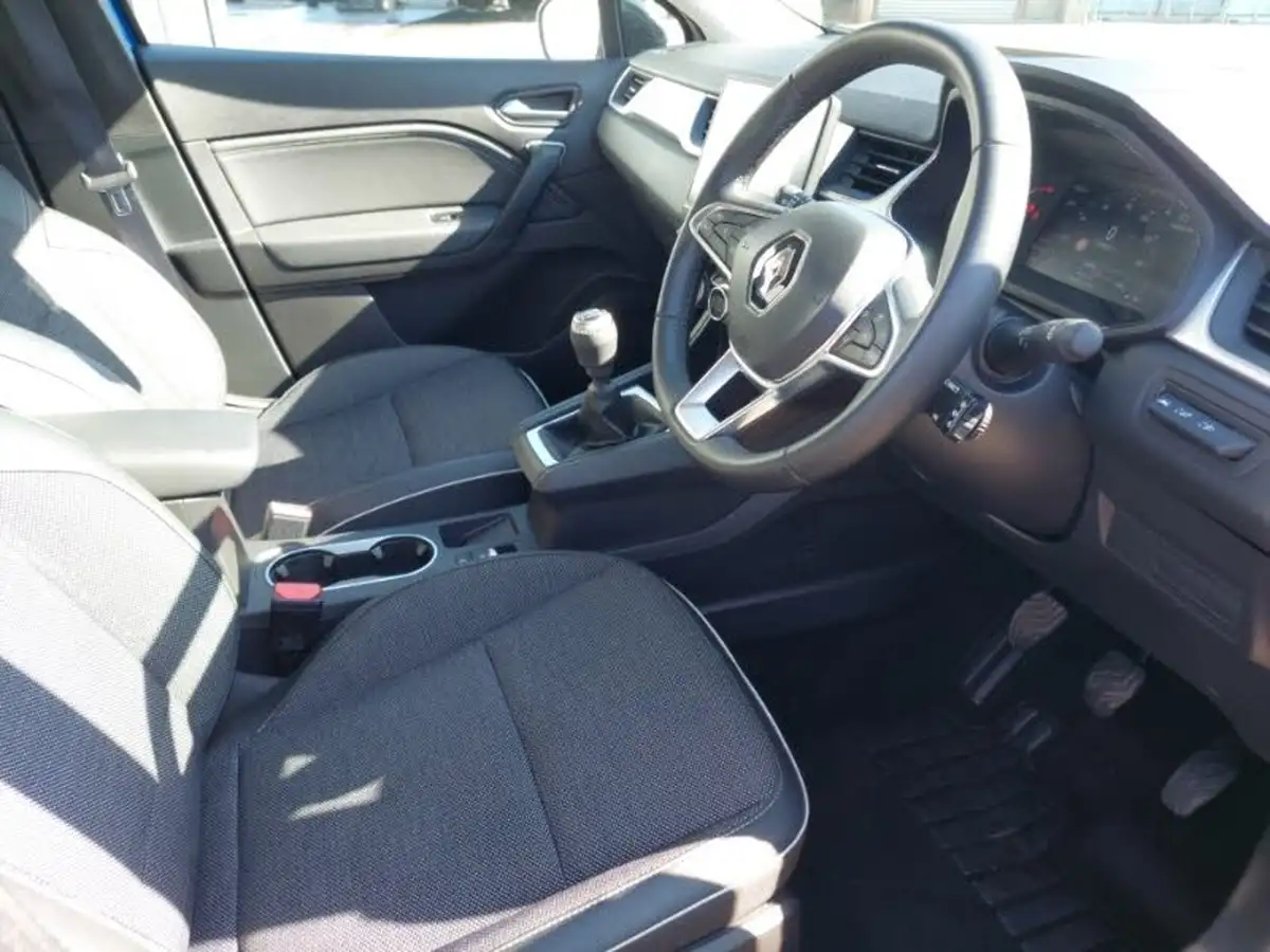 2024-renault-captur-10-tce-techno-big-11