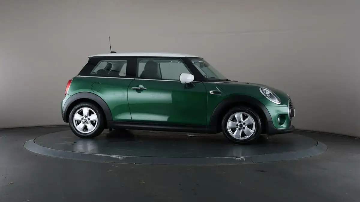 2019-mini-cooper-15-cooper-classic-hatchback-3d-big-50