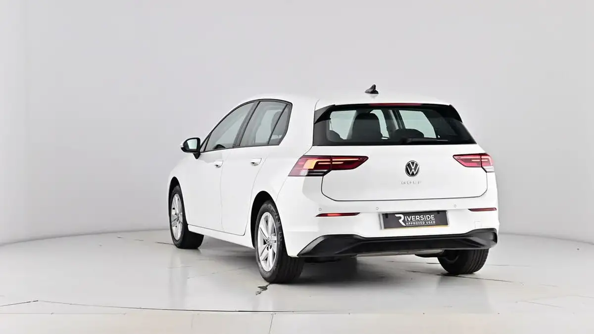 2020-volkswagen-golf-15-tsi-life-150ps-hatchback-big-70