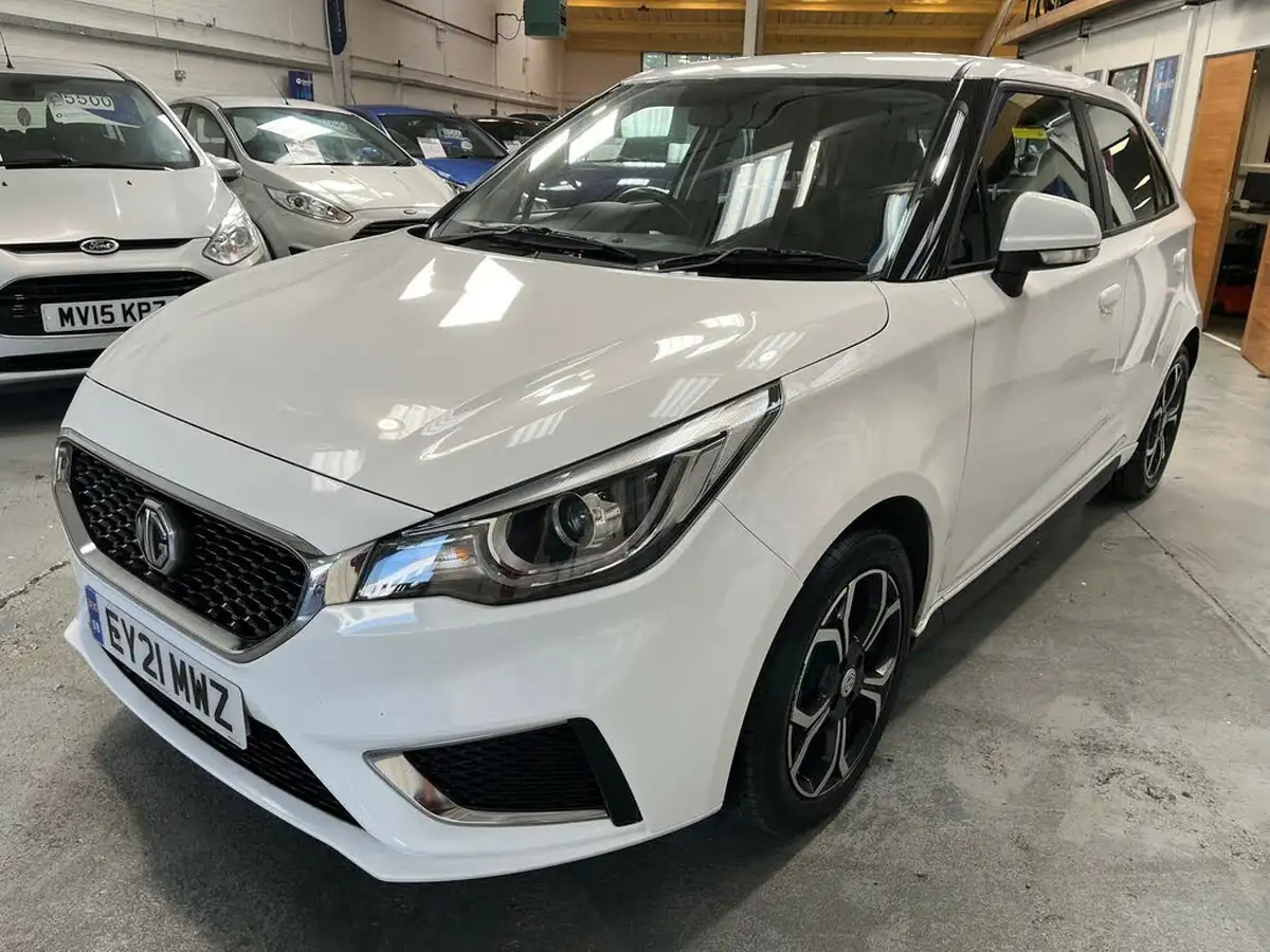2021-mg-mg3-15-vti-tech-exclusive-nav-big-0